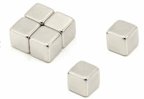 不同類(lèi)型磁鐵的性?xún)r(jià)類(lèi)比?.jpg 不同類(lèi)型磁鐵的性?xún)r(jià)類(lèi)比?.jpg